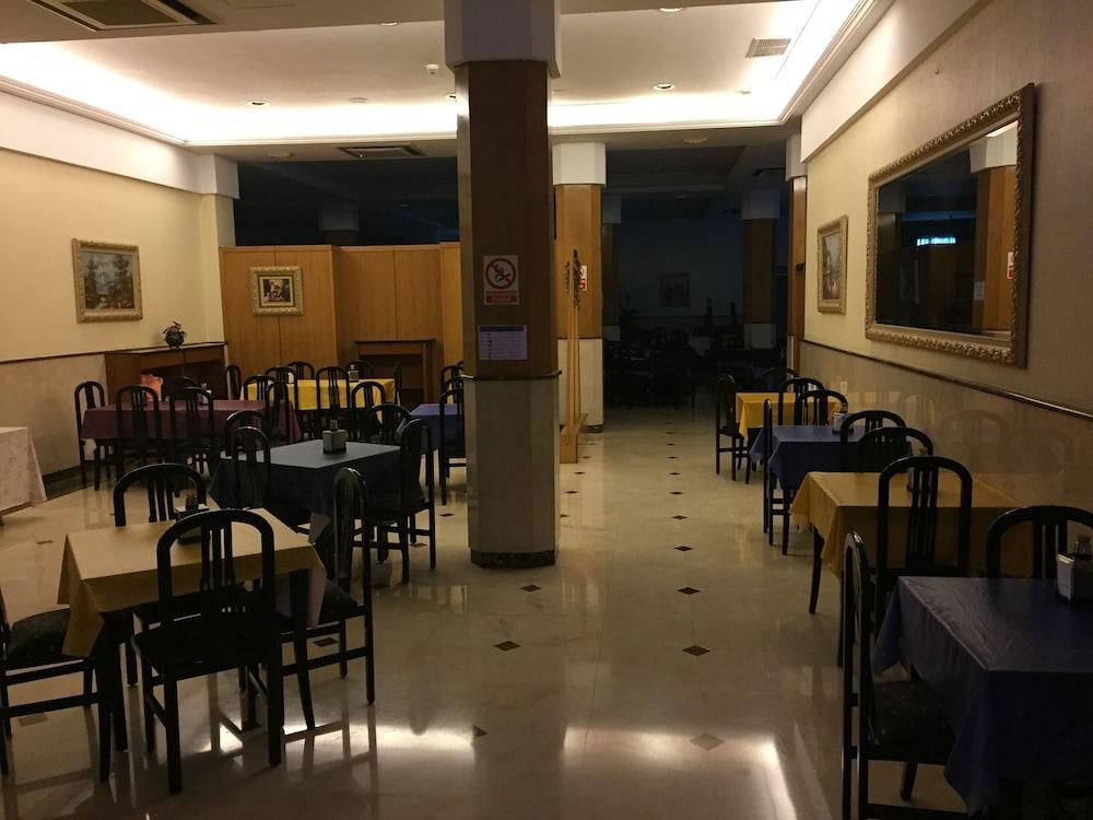 Hotel Ciudad De Fuenlabrada Luaran gambar
