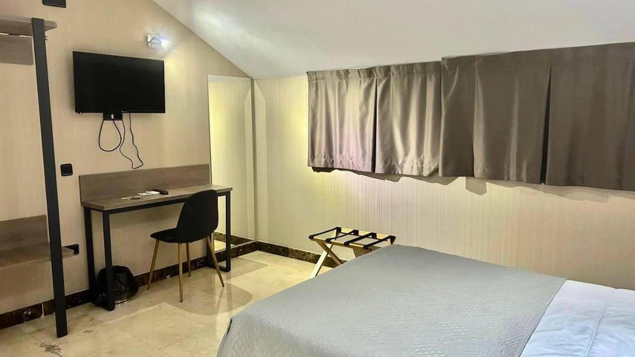 Hotel Ciudad De Fuenlabrada Luaran gambar
