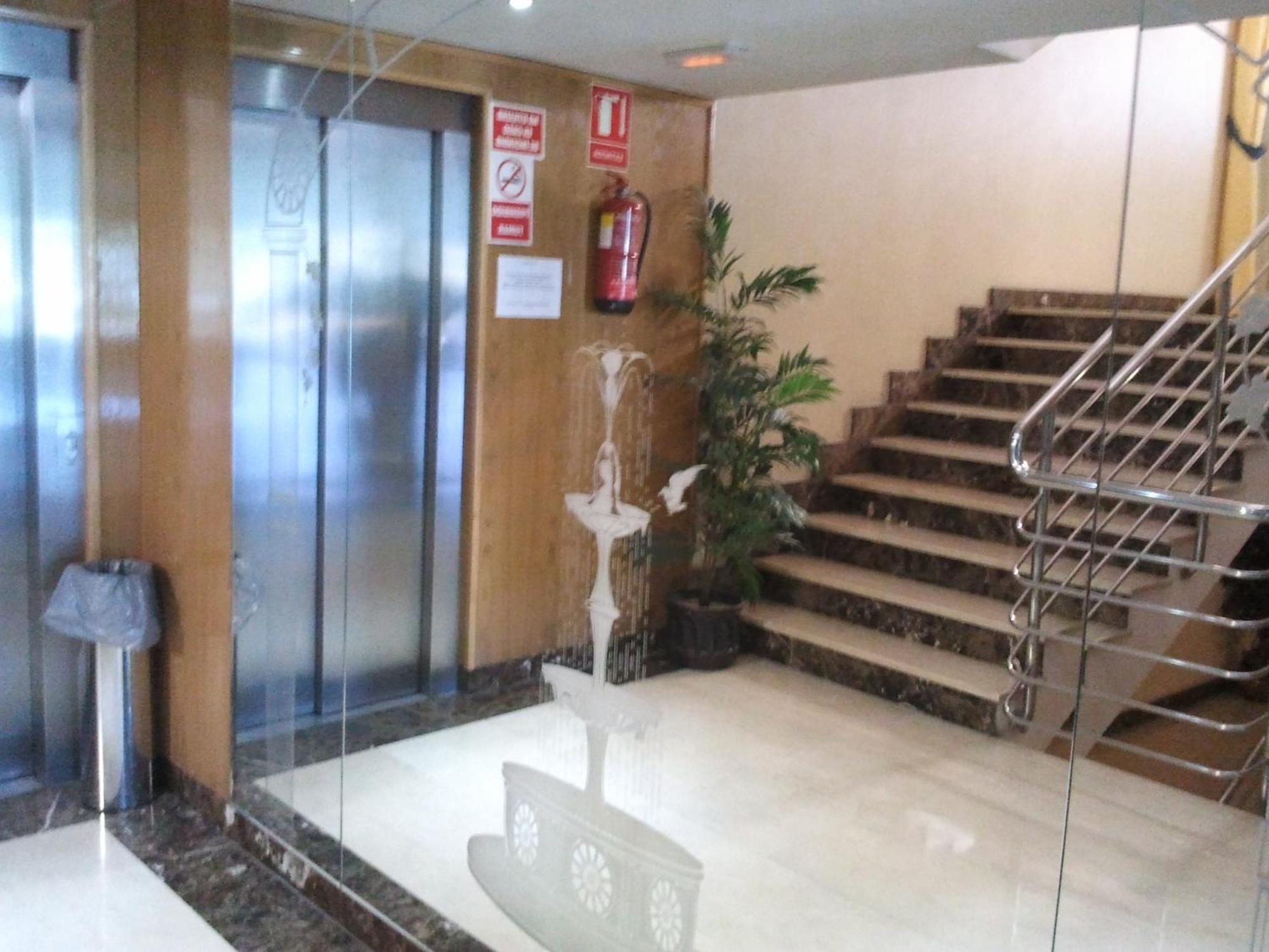 Hotel Ciudad De Fuenlabrada Luaran gambar