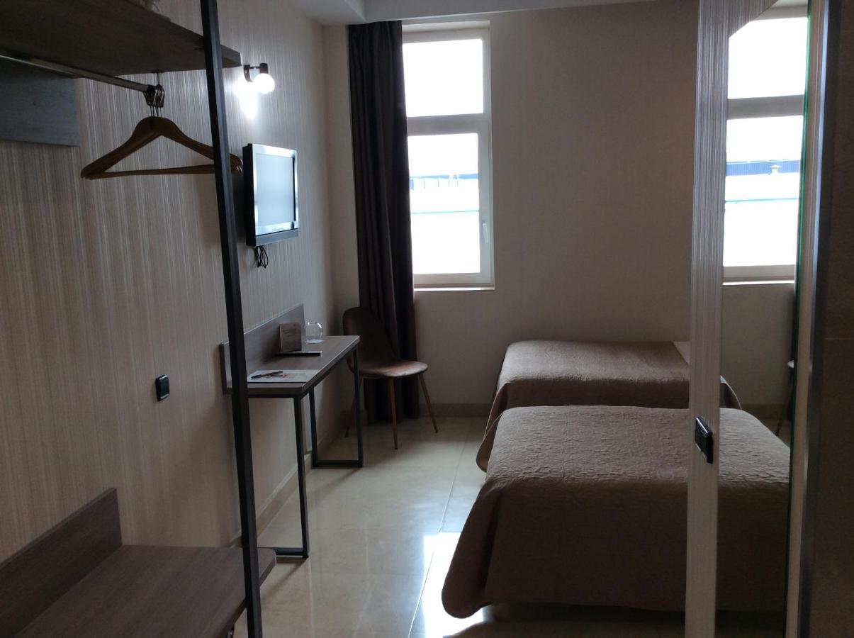 Hotel Ciudad De Fuenlabrada Luaran gambar